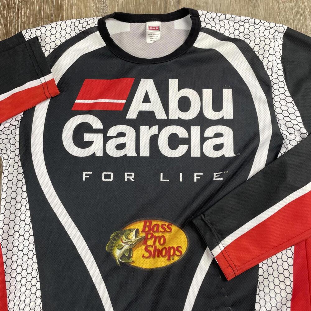 Abu Garcia Bass Pro Fishing Shirt Men's Medium Activewear USA Made Long Sleeve
